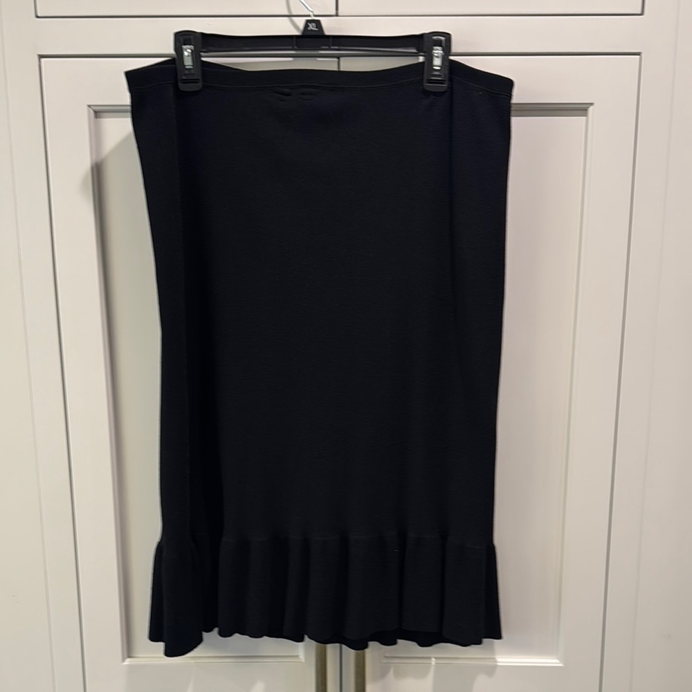 Jones New York Black Ruffled Pencil Midi Skirt